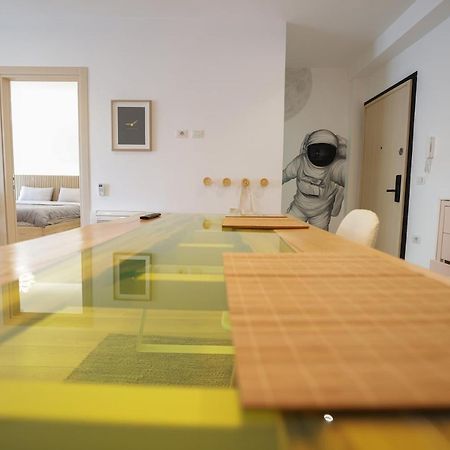 Apollo Apartment By Holistay Tirana Bagian luar foto