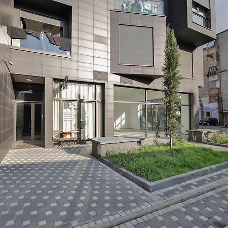 Apollo Apartment By Holistay Tirana Bagian luar foto