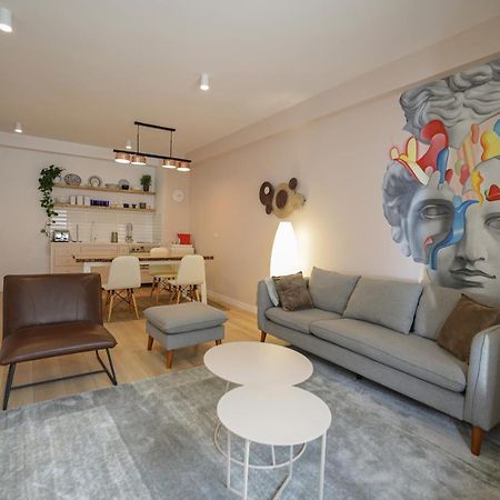 Apollo Apartment By Holistay Tirana Bagian luar foto