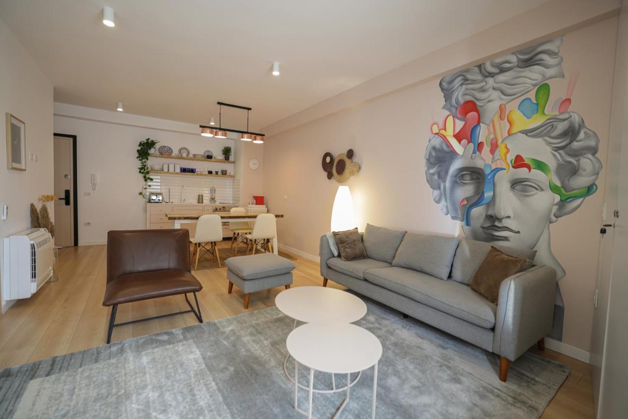 Apollo Apartment By Holistay Tirana Bagian luar foto
